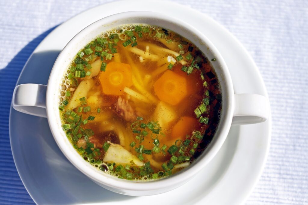 具だくさんの野菜スープ